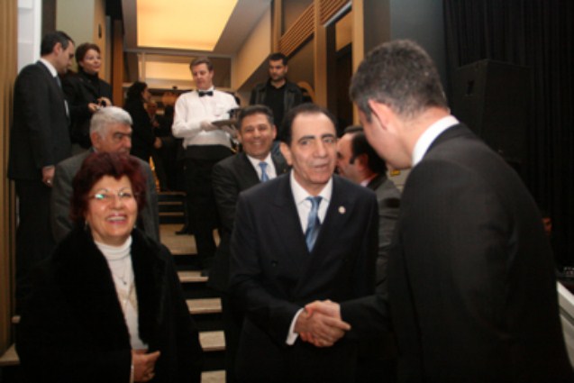 Baro Başkanımız ve Başkan Yardımcımızın 21 Ocak 2011 tarihinde  Ankara Barosunun düzenlediği tüm Baro Başkanlarının davetli olduğu yemekten görüntüler